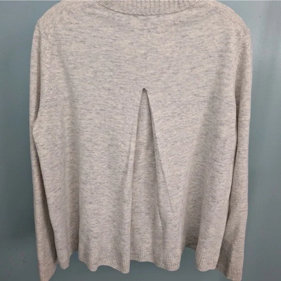 COS 100% Wool Light Gray Button-Front Cardigan - Picture 2 of 4